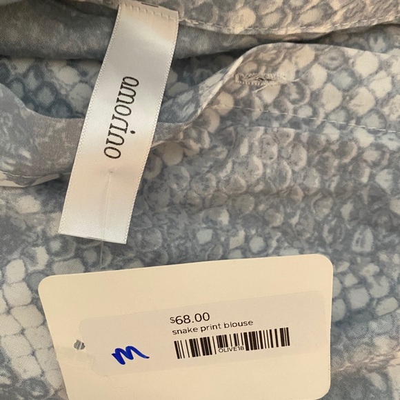 Snake pattern button blouse with ruffled sleeves - Picture 3 of 3